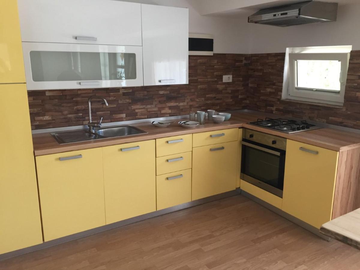 Hillside Bio Resort Apartment With Mountain View 프레볼드 외부 사진